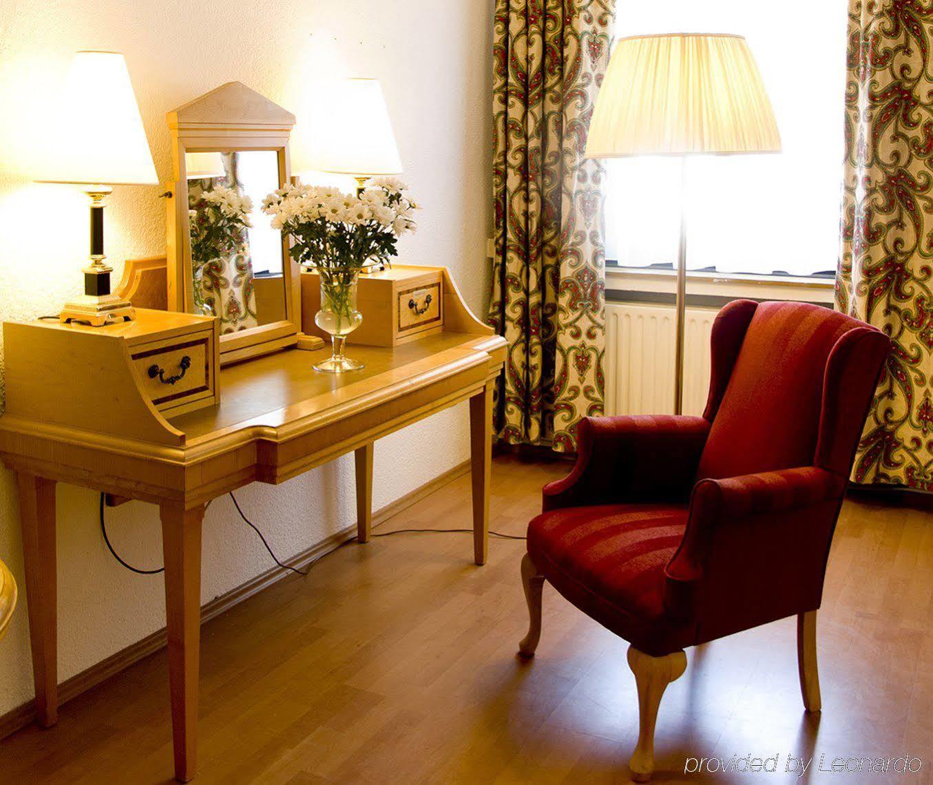 Hotel Koelner Hof Refrath Μπέργκις Γκλάντμπαχ Εξωτερικό φωτογραφία