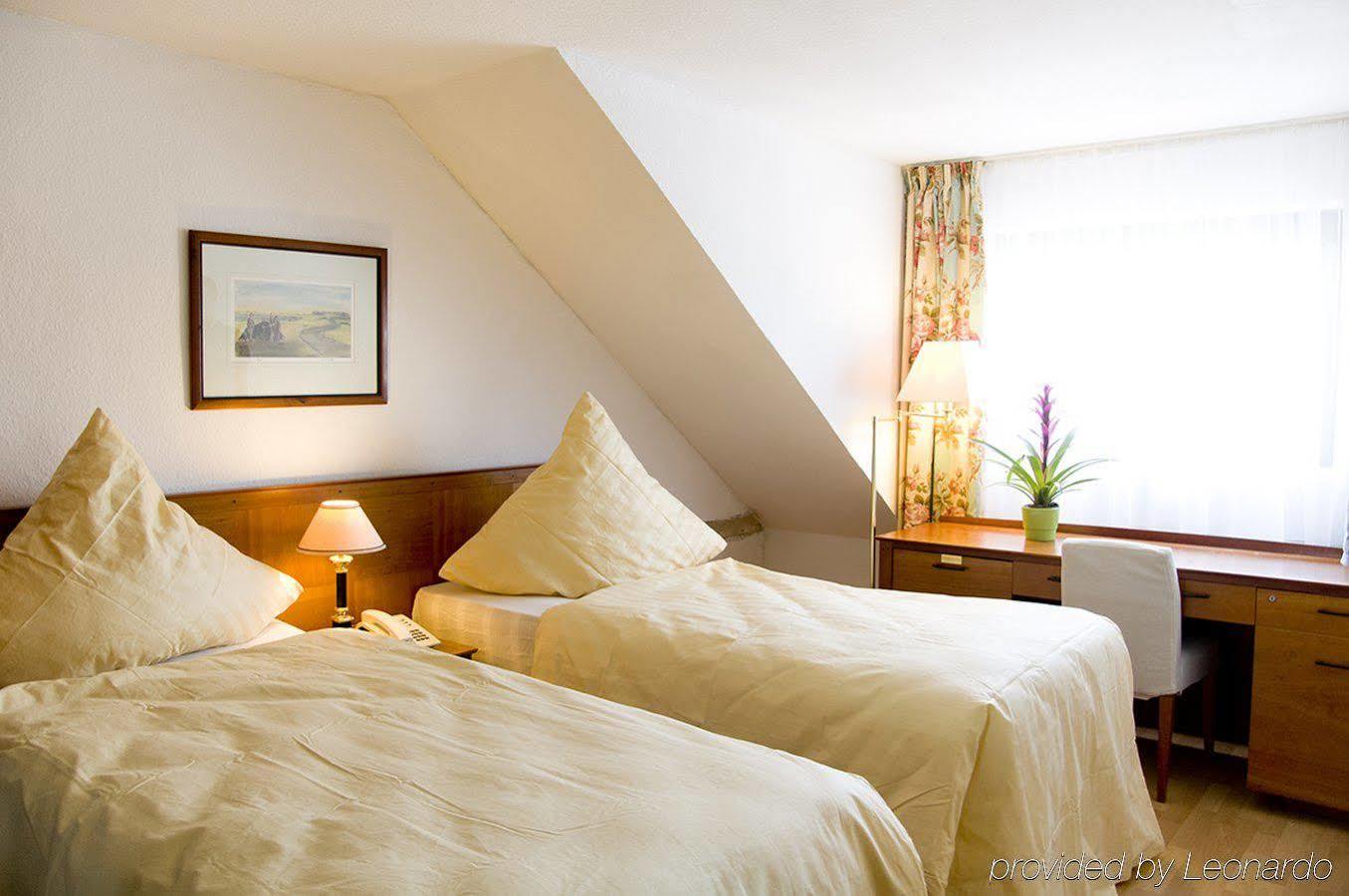 Hotel Koelner Hof Refrath Μπέργκις Γκλάντμπαχ Δωμάτιο φωτογραφία